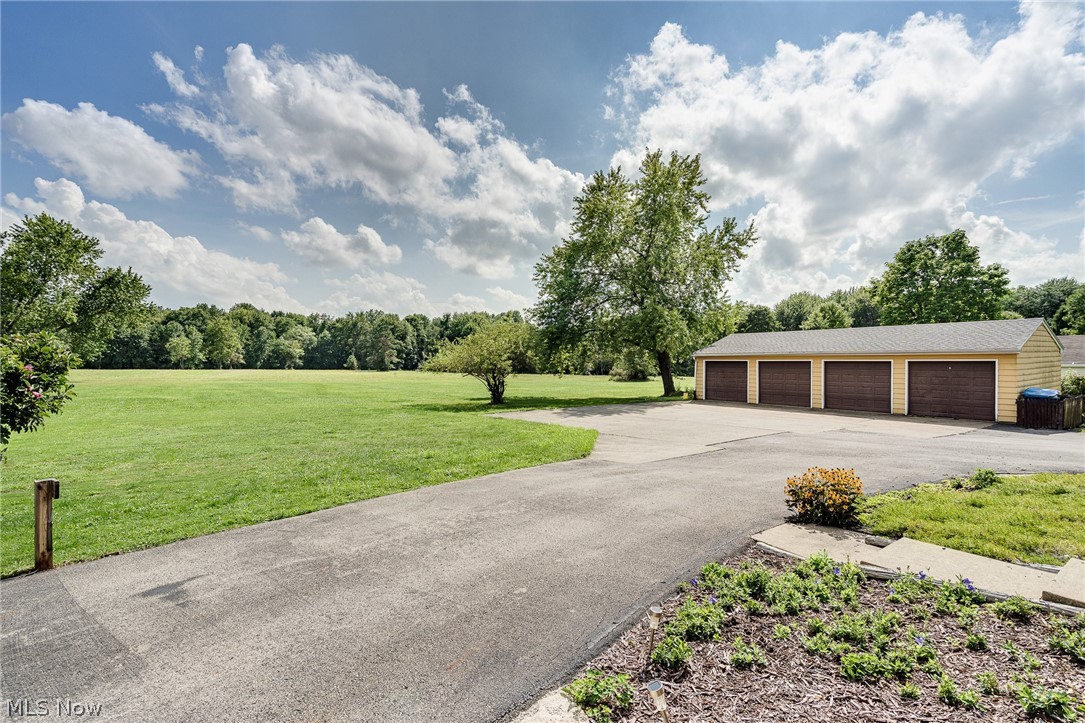 7846 Thompson Sharpsville Road NE Burghill OH 44404