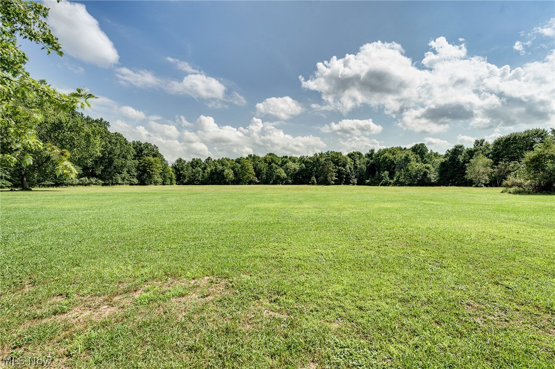 7846 Thompson Sharpsville Road NE Burghill OH 44404