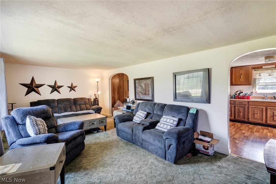 7846 Thompson Sharpsville Road NE Burghill OH 44404
