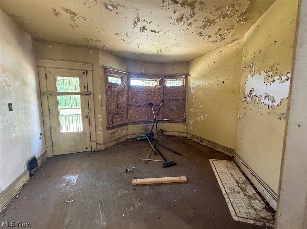 14322 Potomac Avenue East Cleveland OH 44112