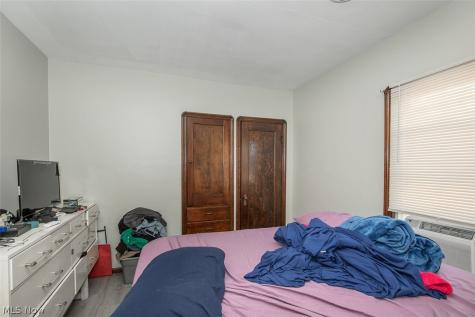 4120 Trowbridge Avenue Cleveland OH 44109