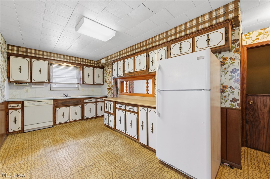 8230 Reed Avenue Garfield Heights OH 44125