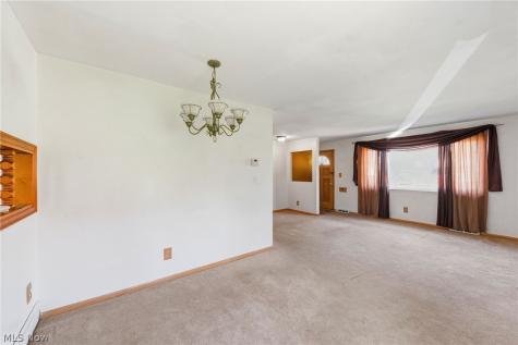 8230 Reed Avenue Garfield Heights OH 44125