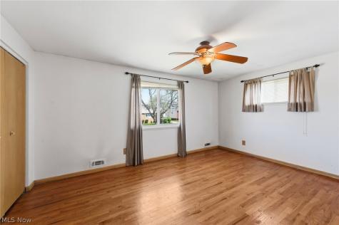 8230 Reed Avenue Garfield Heights OH 44125