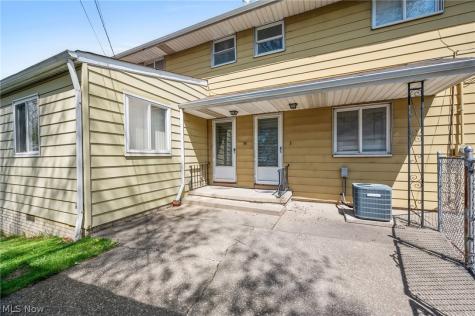 8230 Reed Avenue Garfield Heights OH 44125