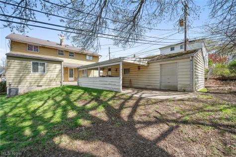 8230 Reed Avenue Garfield Heights OH 44125
