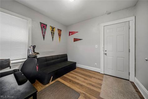 3364 W 86th Street Cleveland OH 44102