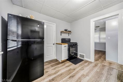 3364 W 86th Street Cleveland OH 44102