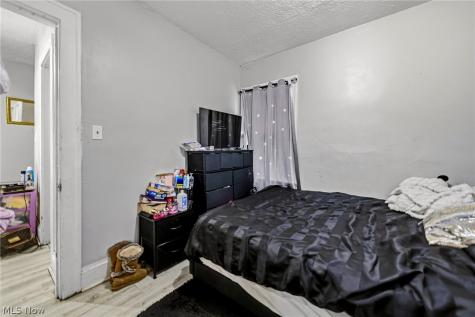 3364 W 86th Street Cleveland OH 44102