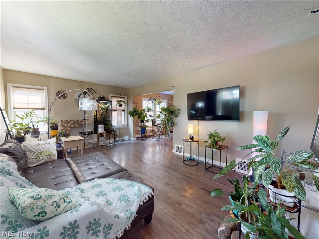 13550 Cedar Road University Heights OH 44118