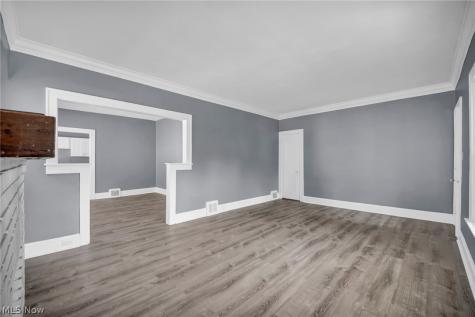 4879 E 97th Street Garfield Heights OH 44125