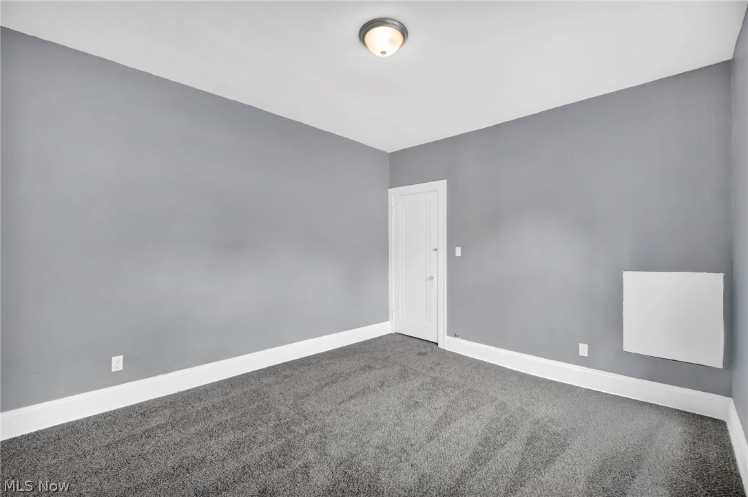 4879 E 97th Street Garfield Heights OH 44125