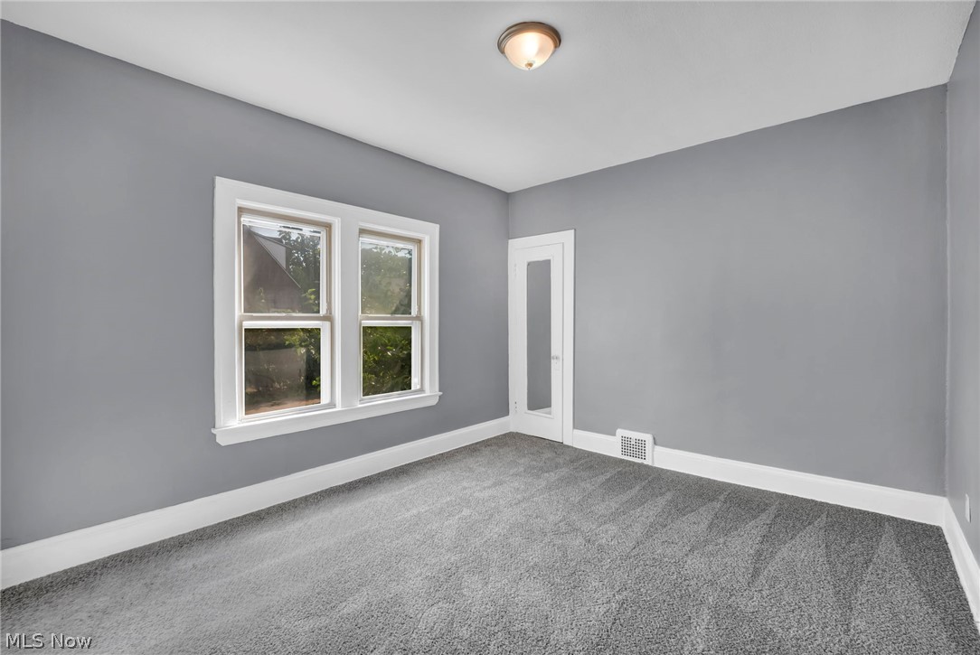 4879 E 97th Street Garfield Heights OH 44125