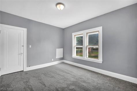 4879 E 97th Street Garfield Heights OH 44125