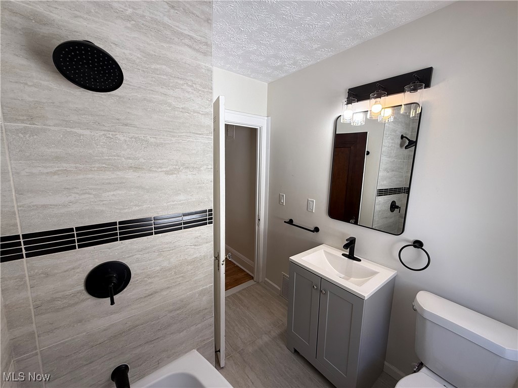 2191 Lincoln Avenue Lakewood OH 44107