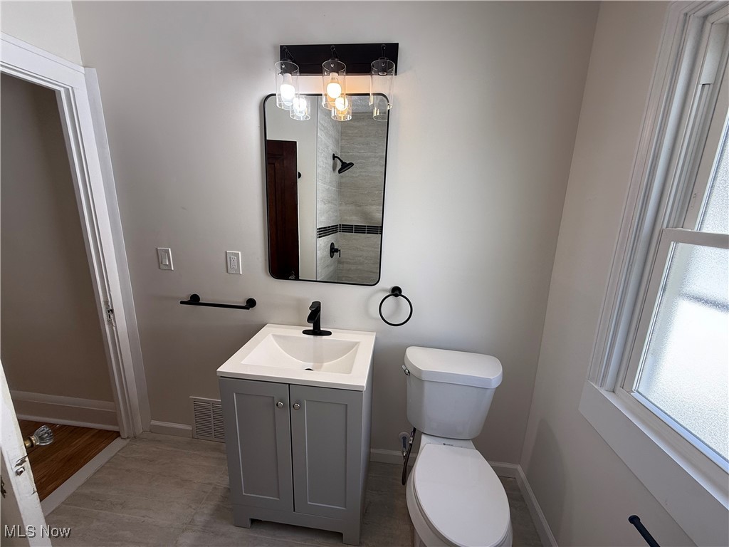 2191 Lincoln Avenue Lakewood OH 44107