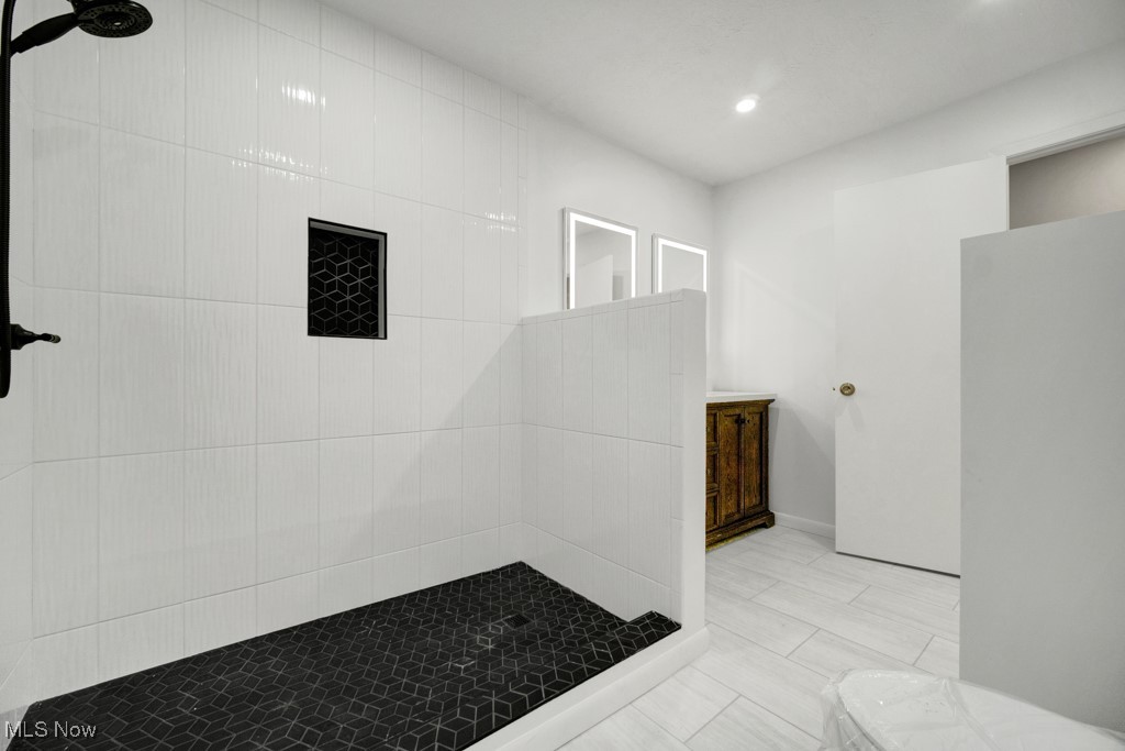 80 Panorama Drive Seven Hills OH 44131