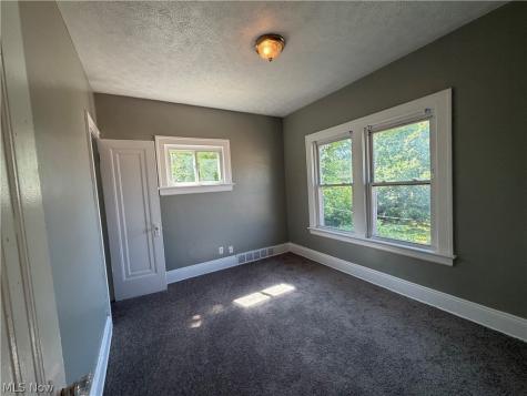 3360 E 146th Street Cleveland OH 44120