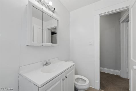 477 E 148th Street Cleveland OH 44110