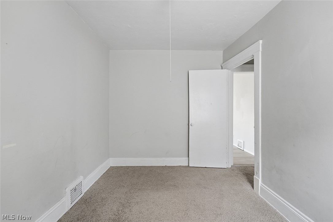 477 E 148th Street Cleveland OH 44110