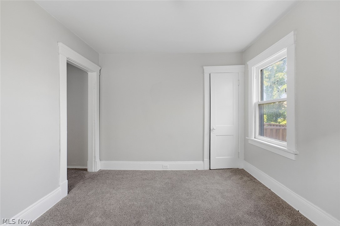 477 E 148th Street Cleveland OH 44110