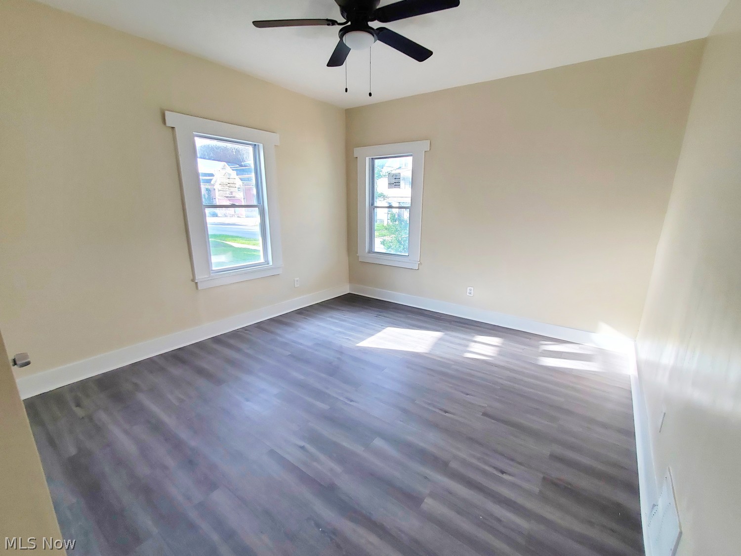 811 London Road Cleveland OH 44110