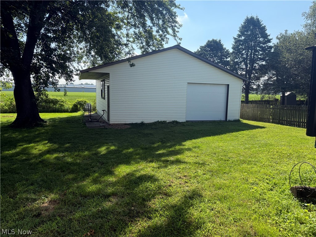 1532 Ellesmere Avenue NW North Canton OH 44720