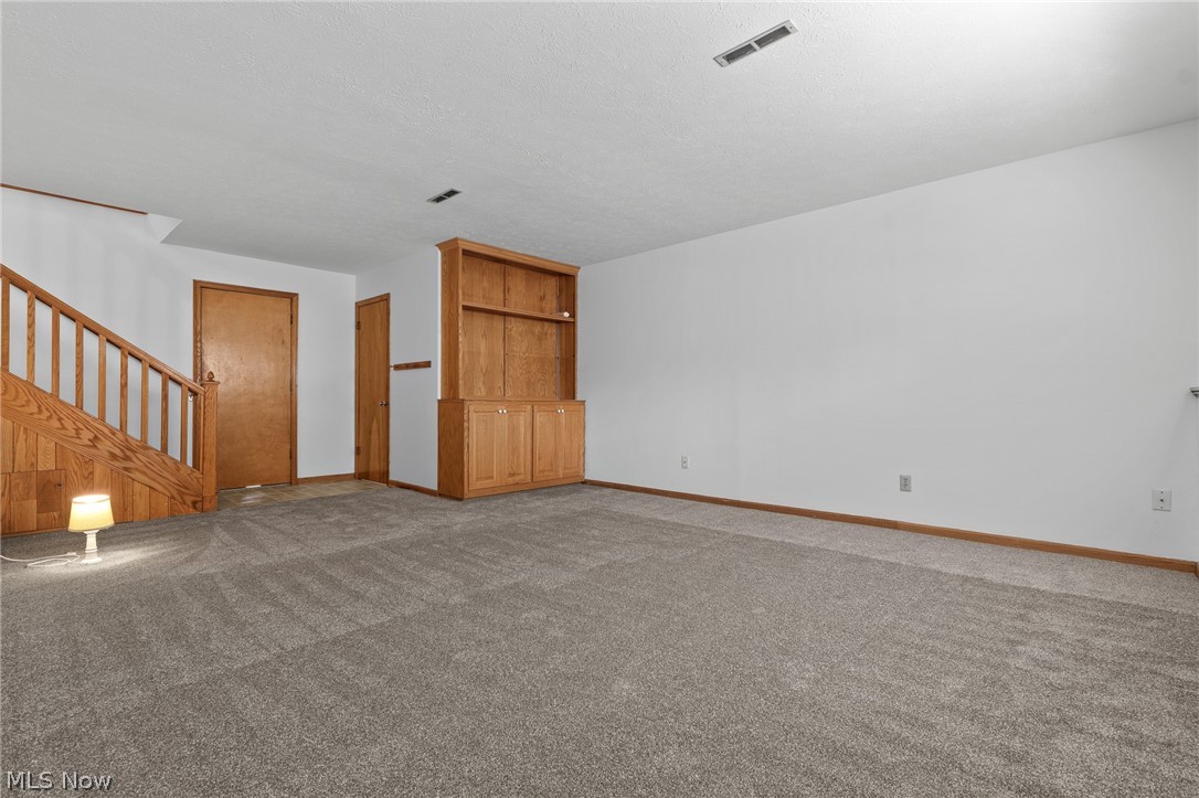 1532 Ellesmere Avenue NW North Canton OH 44720