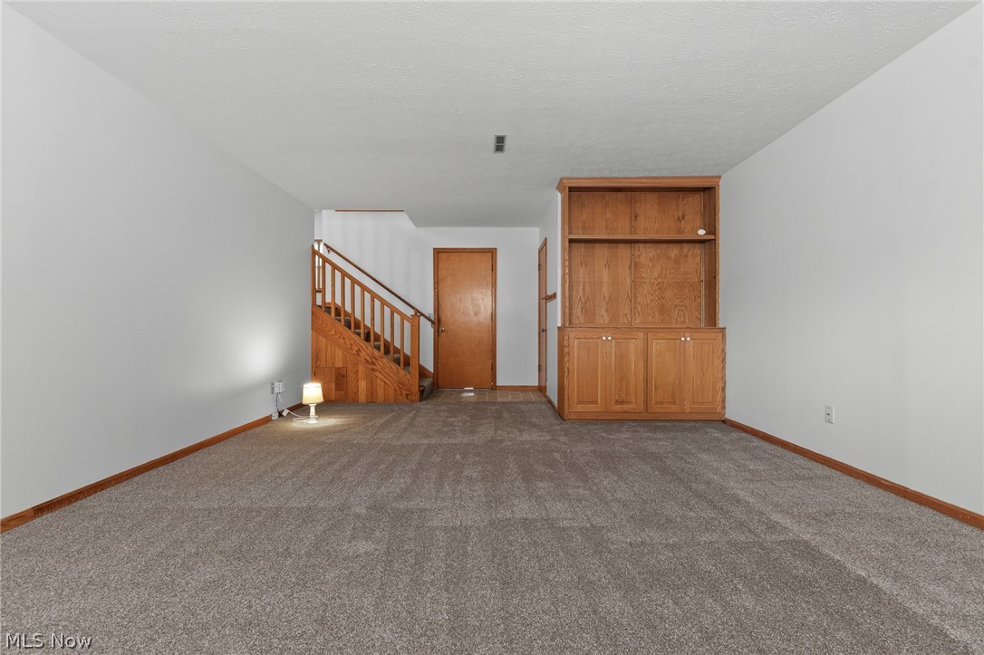1532 Ellesmere Avenue NW North Canton OH 44720