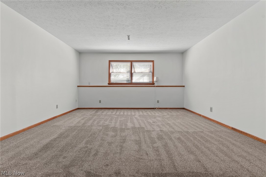 1532 Ellesmere Avenue NW North Canton OH 44720