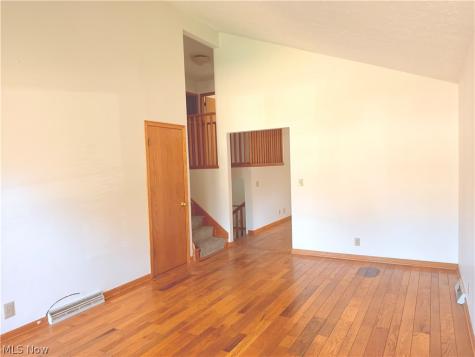 1532 Ellesmere Avenue NW North Canton OH 44720