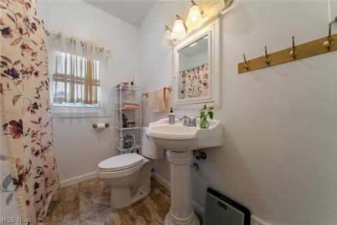 1630 Coventry Road Cleveland Heights OH 44118