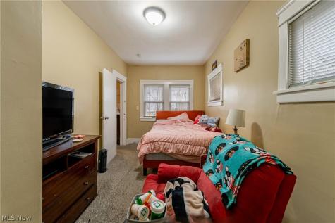 1630 Coventry Road Cleveland Heights OH 44118