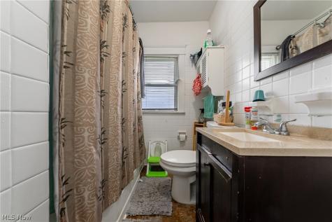 1630 Coventry Road Cleveland Heights OH 44118