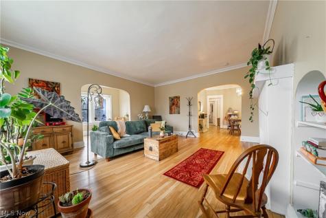1630 Coventry Road Cleveland Heights OH 44118