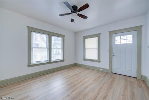 3105 Roanoke Avenue Cleveland OH 44109