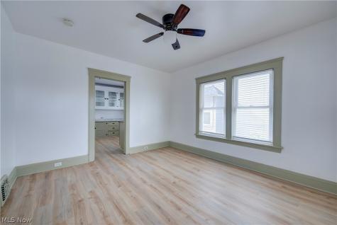 3105 Roanoke Avenue Cleveland OH 44109
