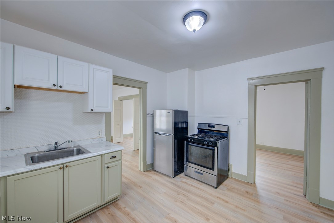 3105 Roanoke Avenue Cleveland OH 44109