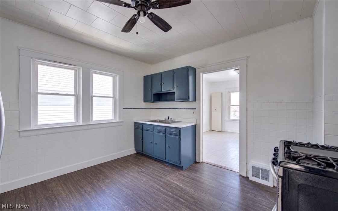 3105 Roanoke Avenue Cleveland OH 44109