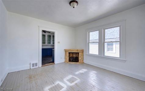 3105 Roanoke Avenue Cleveland OH 44109