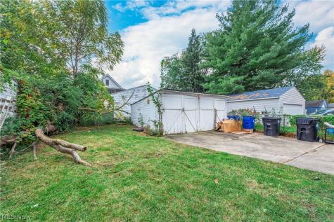 3105 Roanoke Avenue Cleveland OH 44109