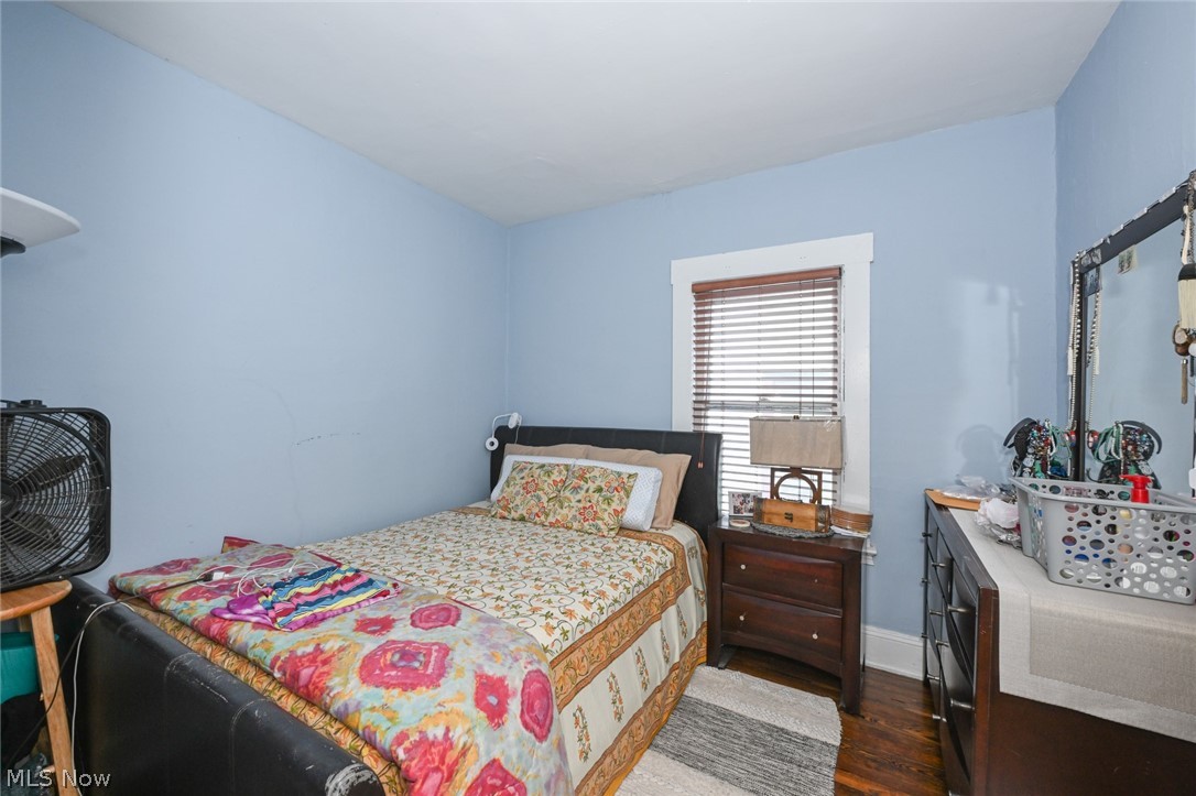 1323 Beach Avenue Lakewood OH 44107