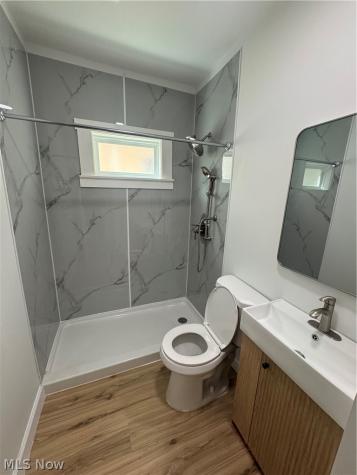 1323 Beach Avenue Lakewood OH 44107