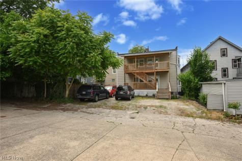 1323 Beach Avenue Lakewood OH 44107