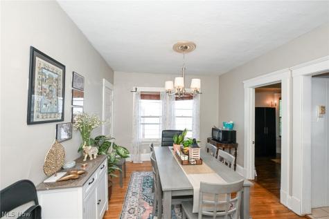 1323 Beach Avenue Lakewood OH 44107