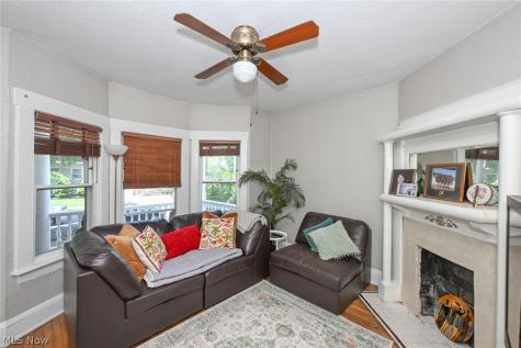 1323 Beach Avenue Lakewood OH 44107