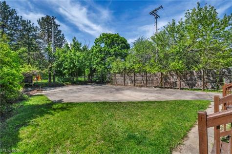 11600 Beulah Avenue Cleveland OH 44106