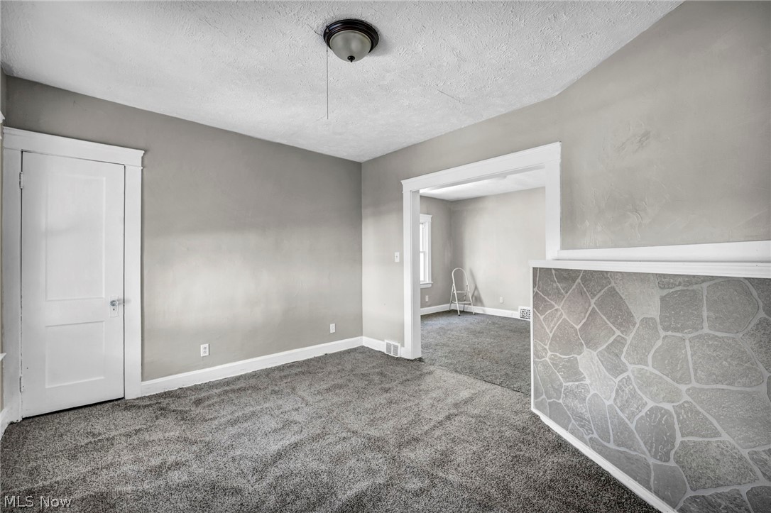 447 E 115 Street Cleveland OH 44108