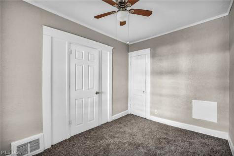 447 E 115 Cleveland OH 44108