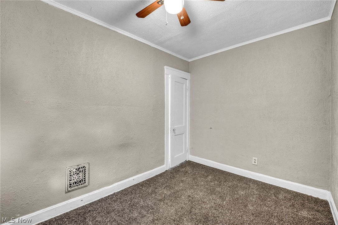 447 E 115 Street Cleveland OH 44108